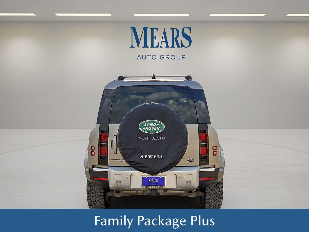 Used 2021 Land Rover Defender 110 SE image 5