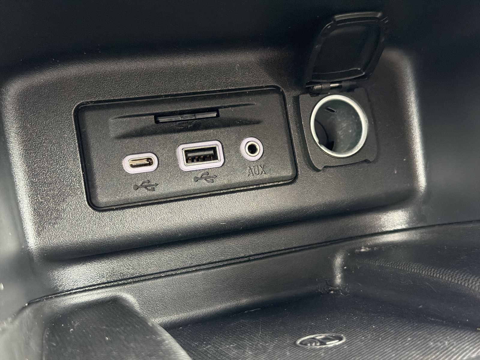 Used 2020 Chevrolet Equinox Premier AWD/4WD image 34
