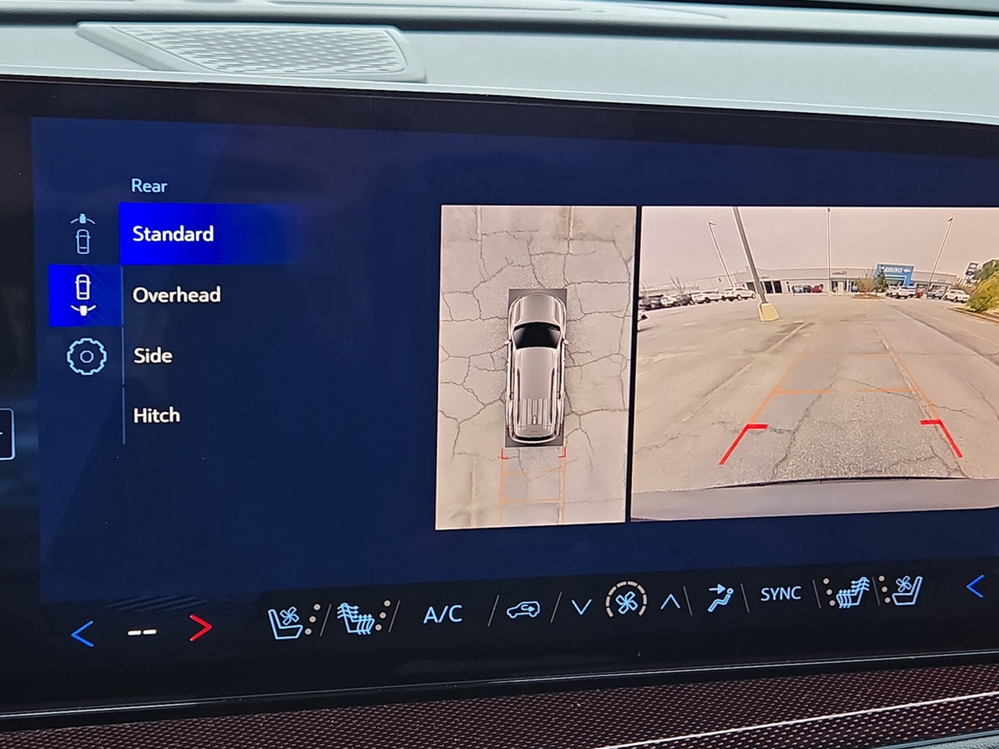 New 2026 Chevrolet Traverse RS w/ LPO, Floor Liner Package image 20