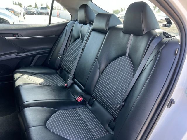 Used 2024 Toyota Camry SE image 15