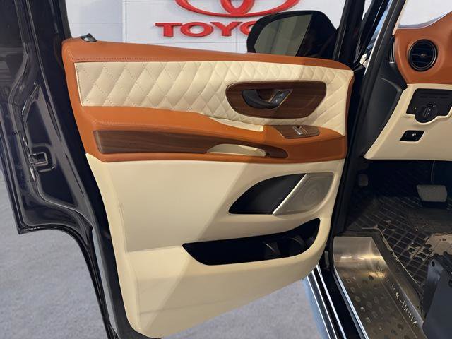 Used 2020 Mercedes-Benz Metris Passenger image 22