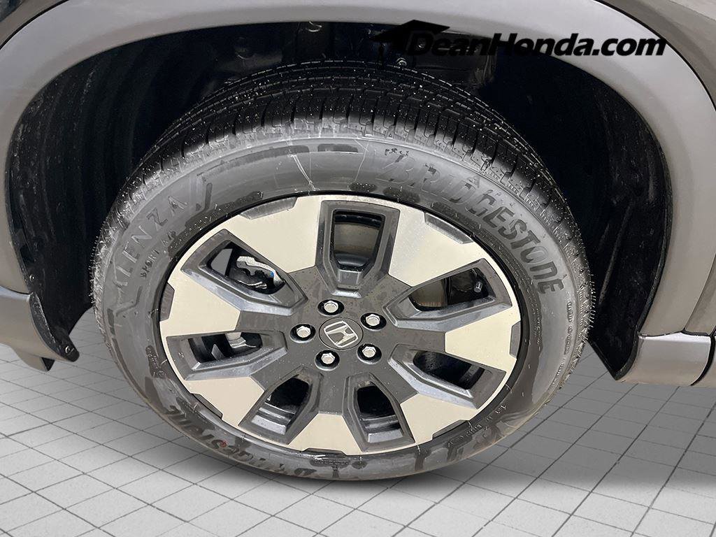 New 2026 Honda Pilot Touring image 11