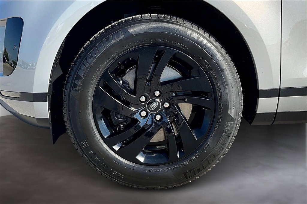 New 2026 Land Rover Range Rover Evoque S image 12