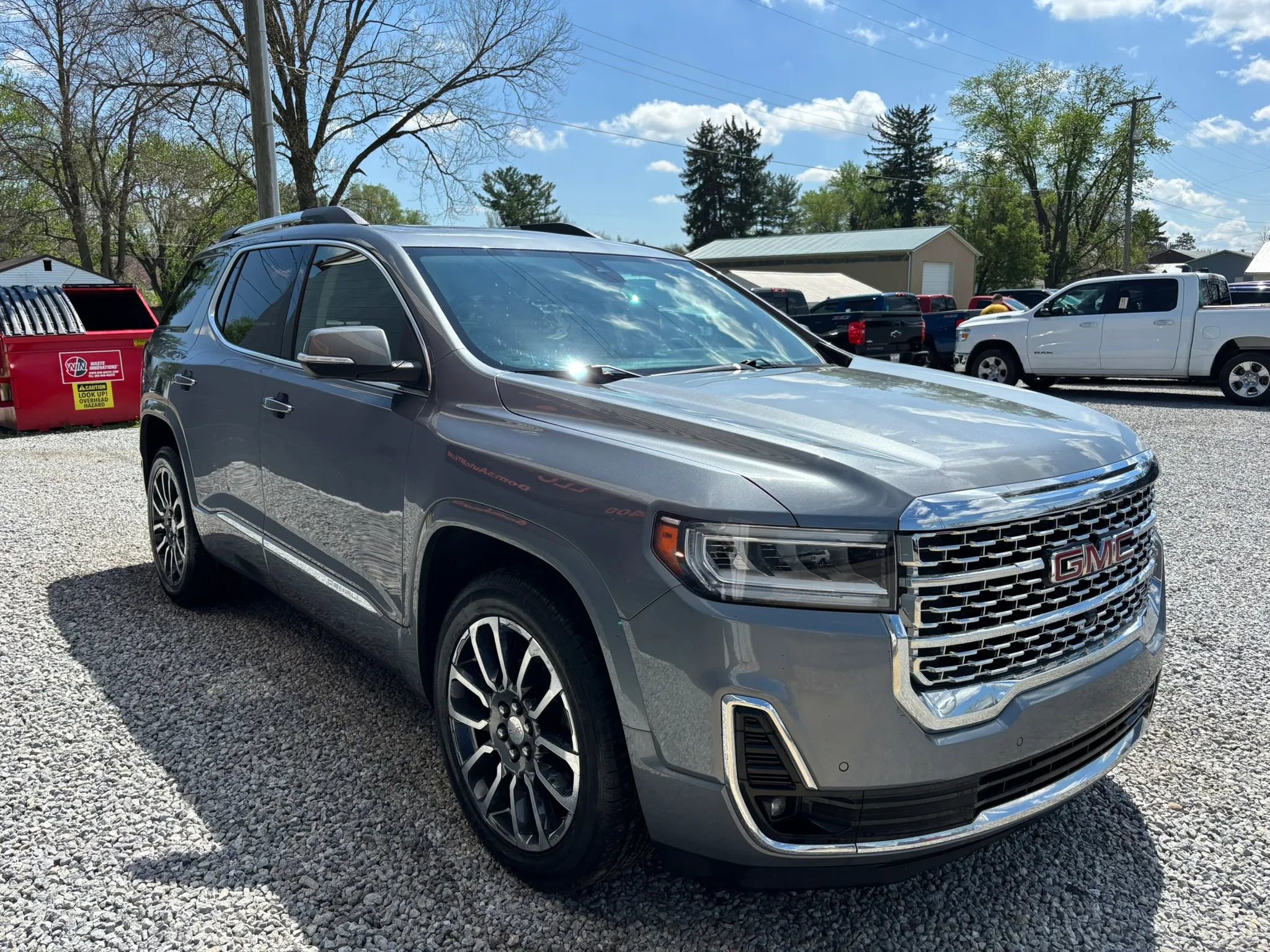Used 2020 GMC Acadia Denali w/ Denali Ultimate Package AWD/4WD image 9