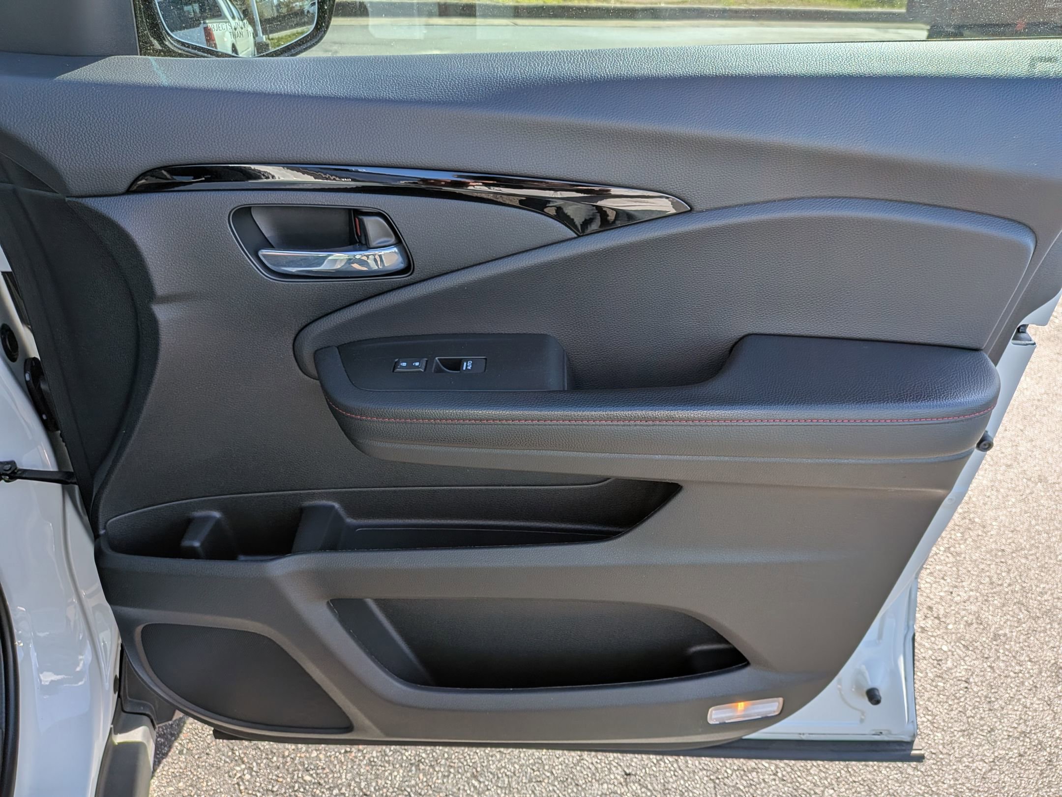 Used 2023 Honda Ridgeline Black Edition image 33