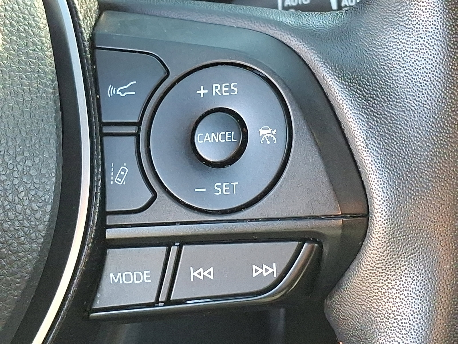 Certified 2023 Toyota RAV4 SE image 23