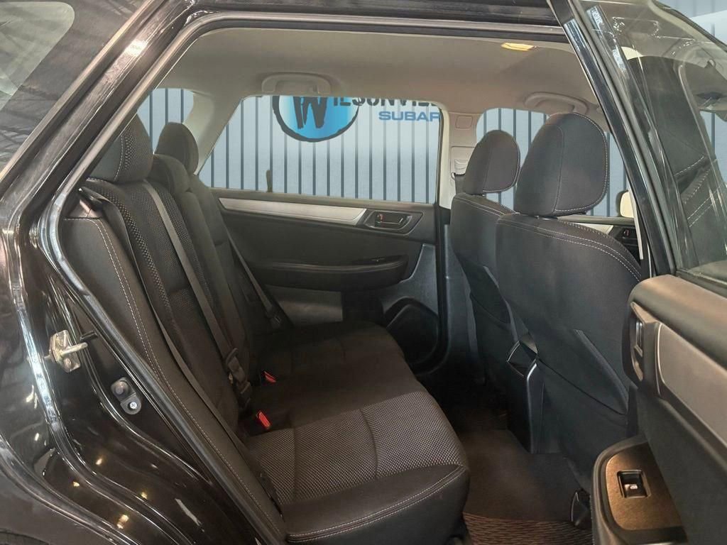 Used 2019 Subaru Outback 2.5i AWD/4WD image 7