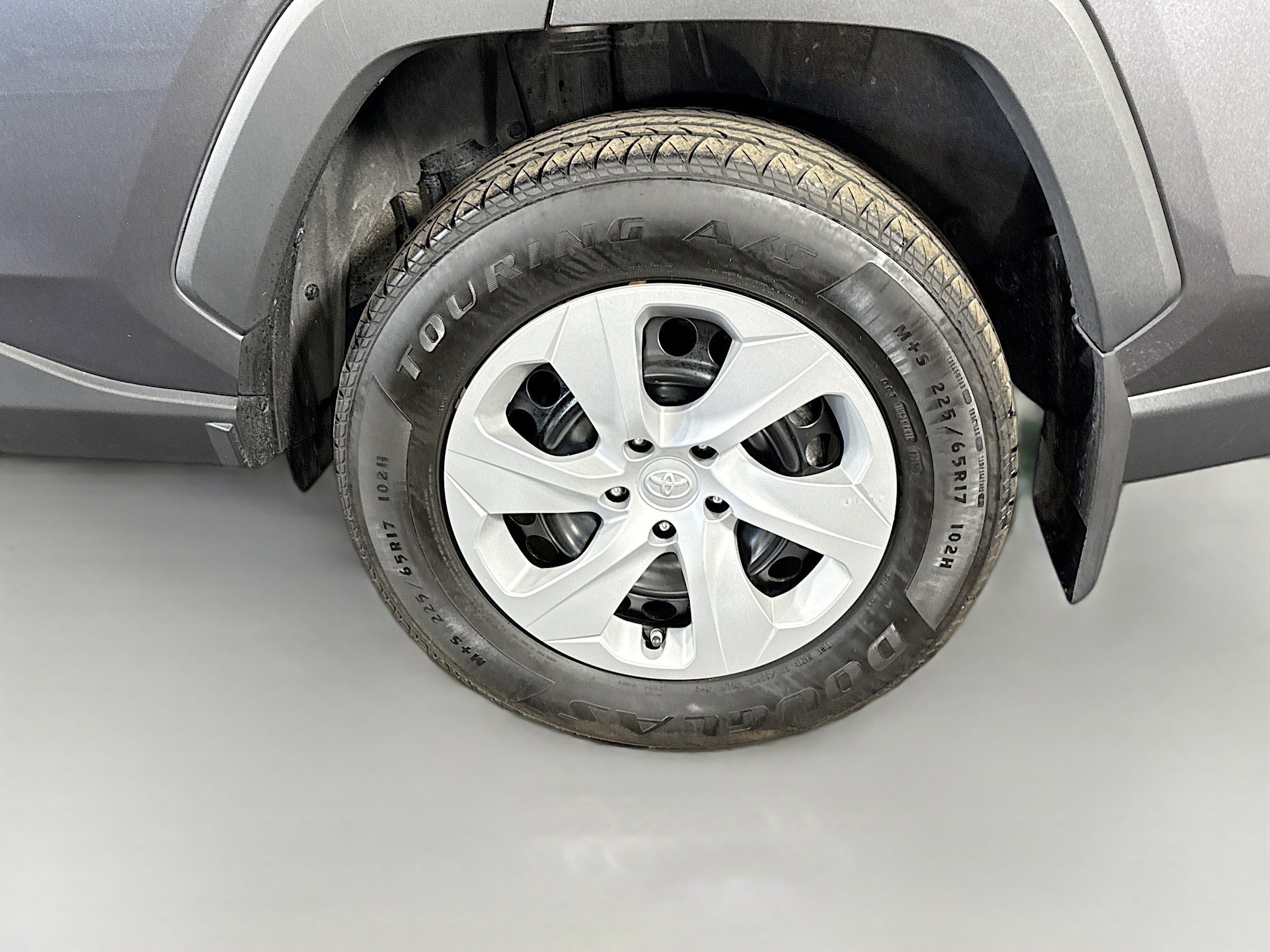 Used 2024 Toyota RAV4 LE image 36