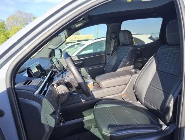 Certified 2024 GMC Sierra EV Denali AWD/4WD image 4