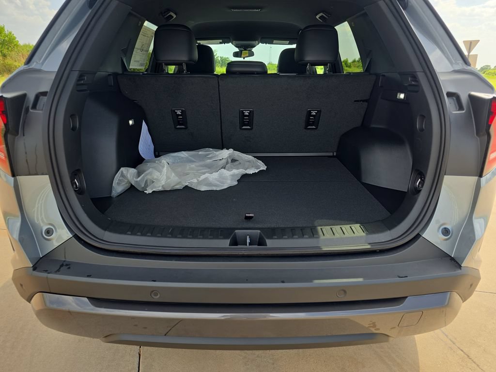 New 2027 GMC Terrain Elevation w/ Elevation Premium Package FWD image 12