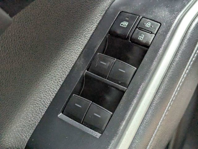 Used 2025 Toyota Highlander XSE image 19