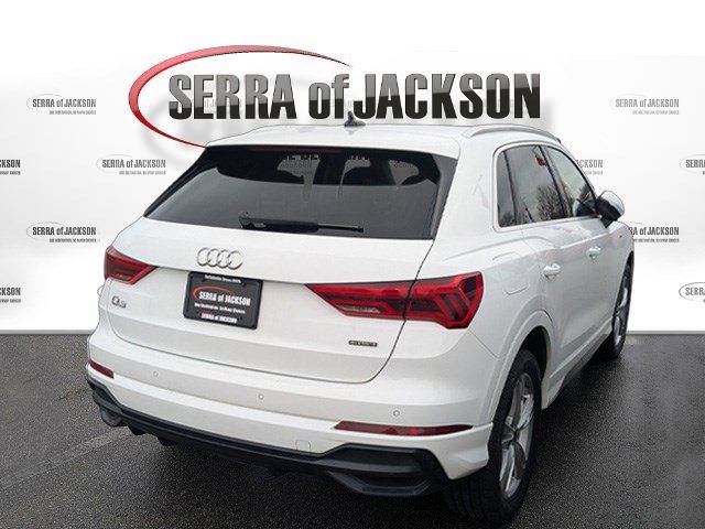 Used 2022 Audi Q3 2.0T Premium Plus w/ Premium Plus Package image 7