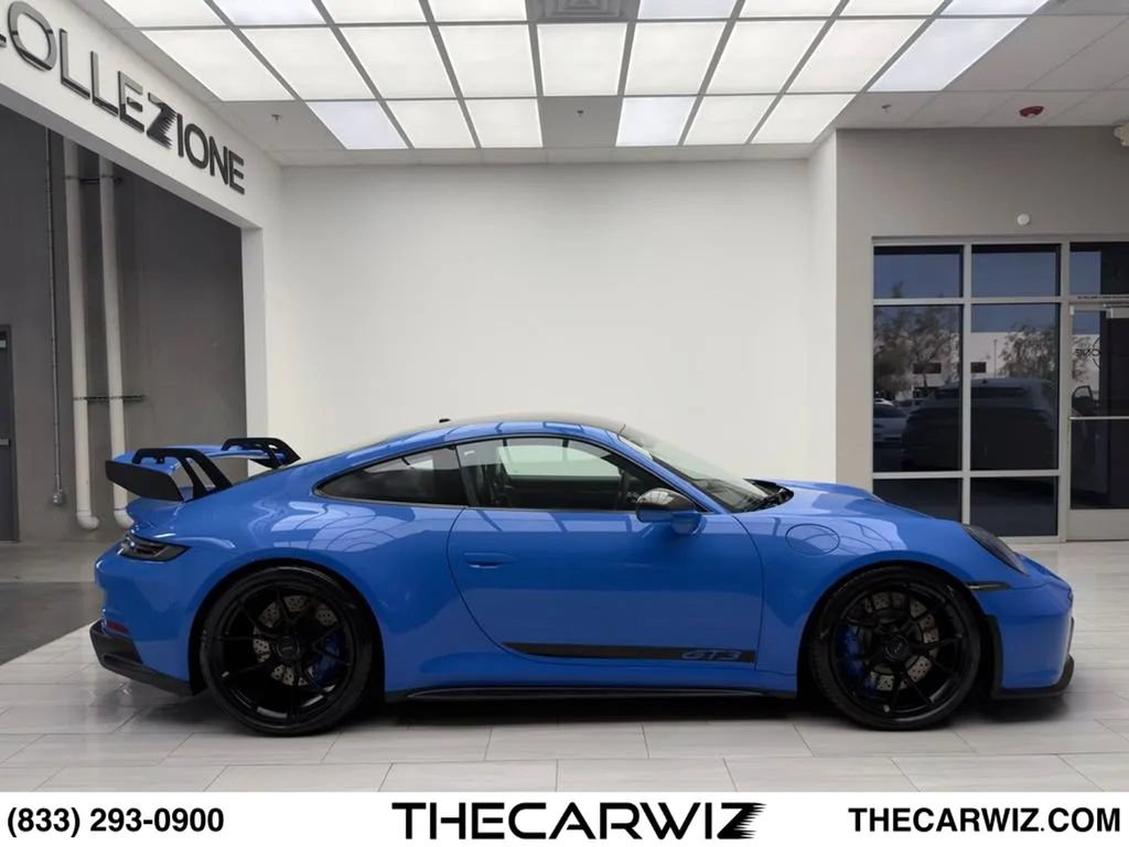 Used 2022 Porsche 911 GT3 RWD image 25