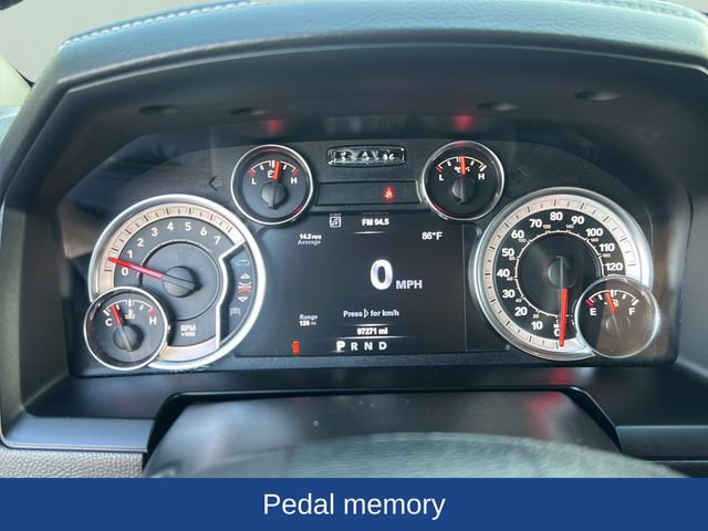 Used 2018 RAM 1500 Laramie image 9