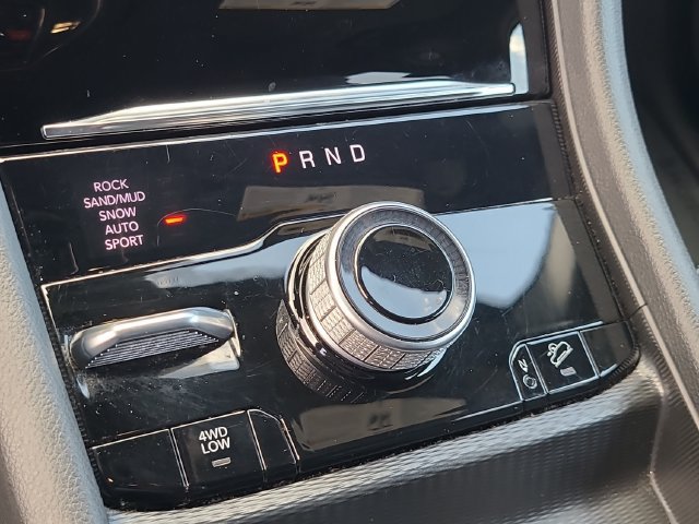 Used 2024 Jeep Grand Cherokee Limited 4xe AWD/4WD image 33