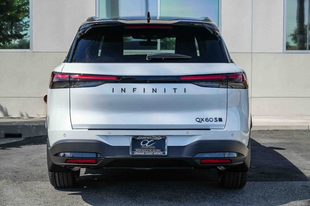 New 2026 INFINITI QX60 Luxe w/ Dark Cargo Package image 5