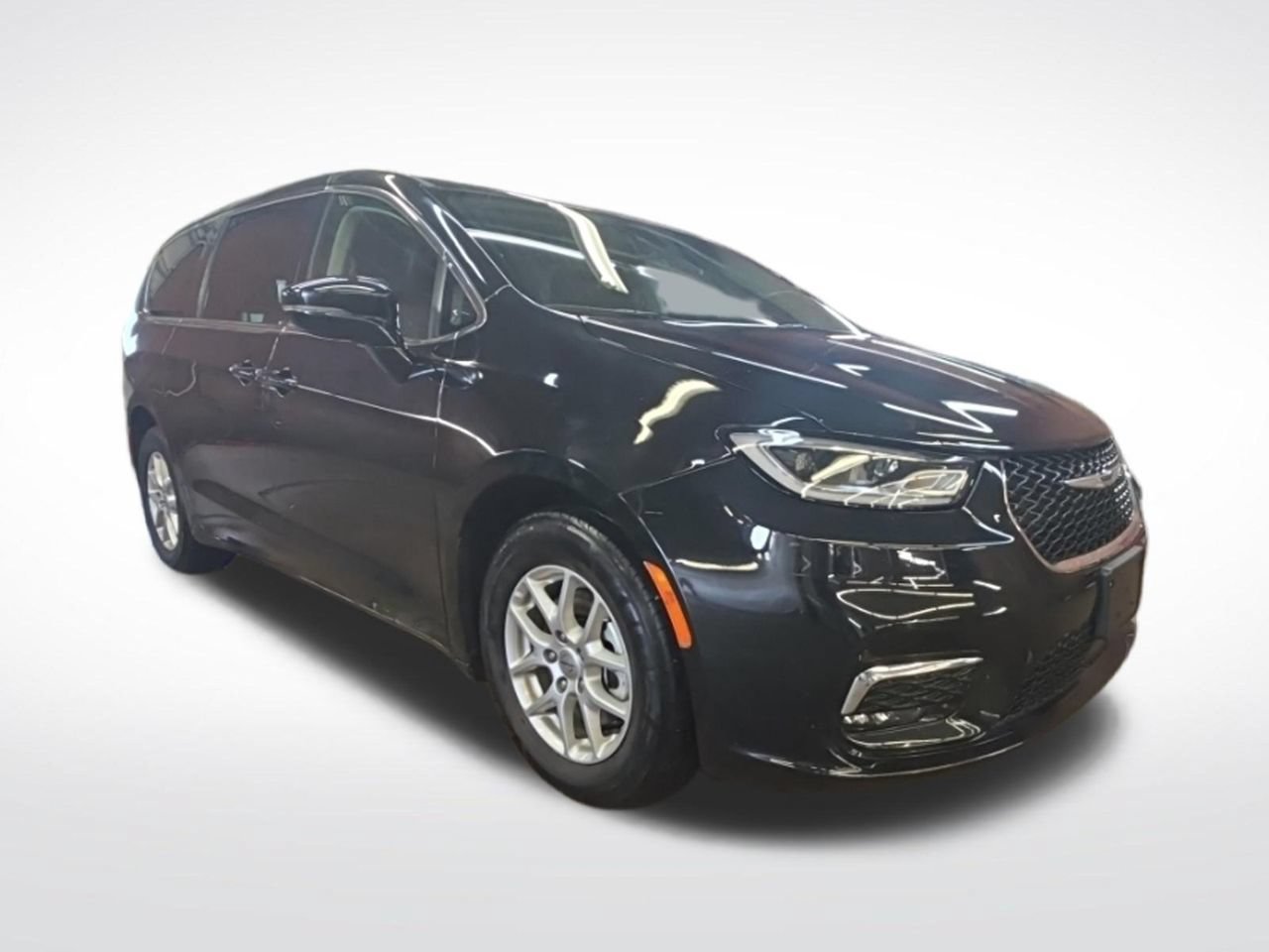 Used 2024 Chrysler Pacifica Touring-L FWD video 2