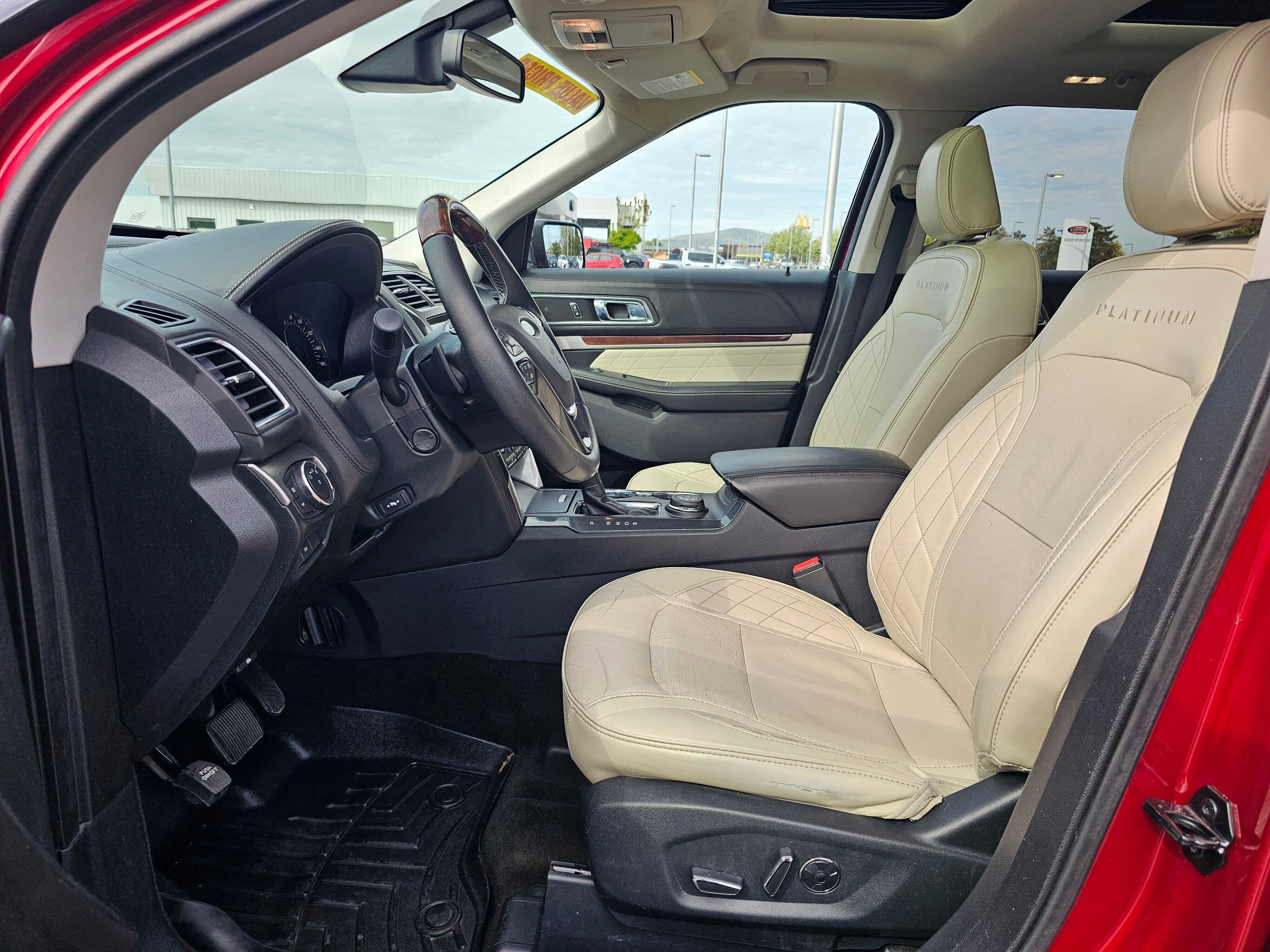 Used 2018 Ford Explorer Platinum AWD/4WD image 20