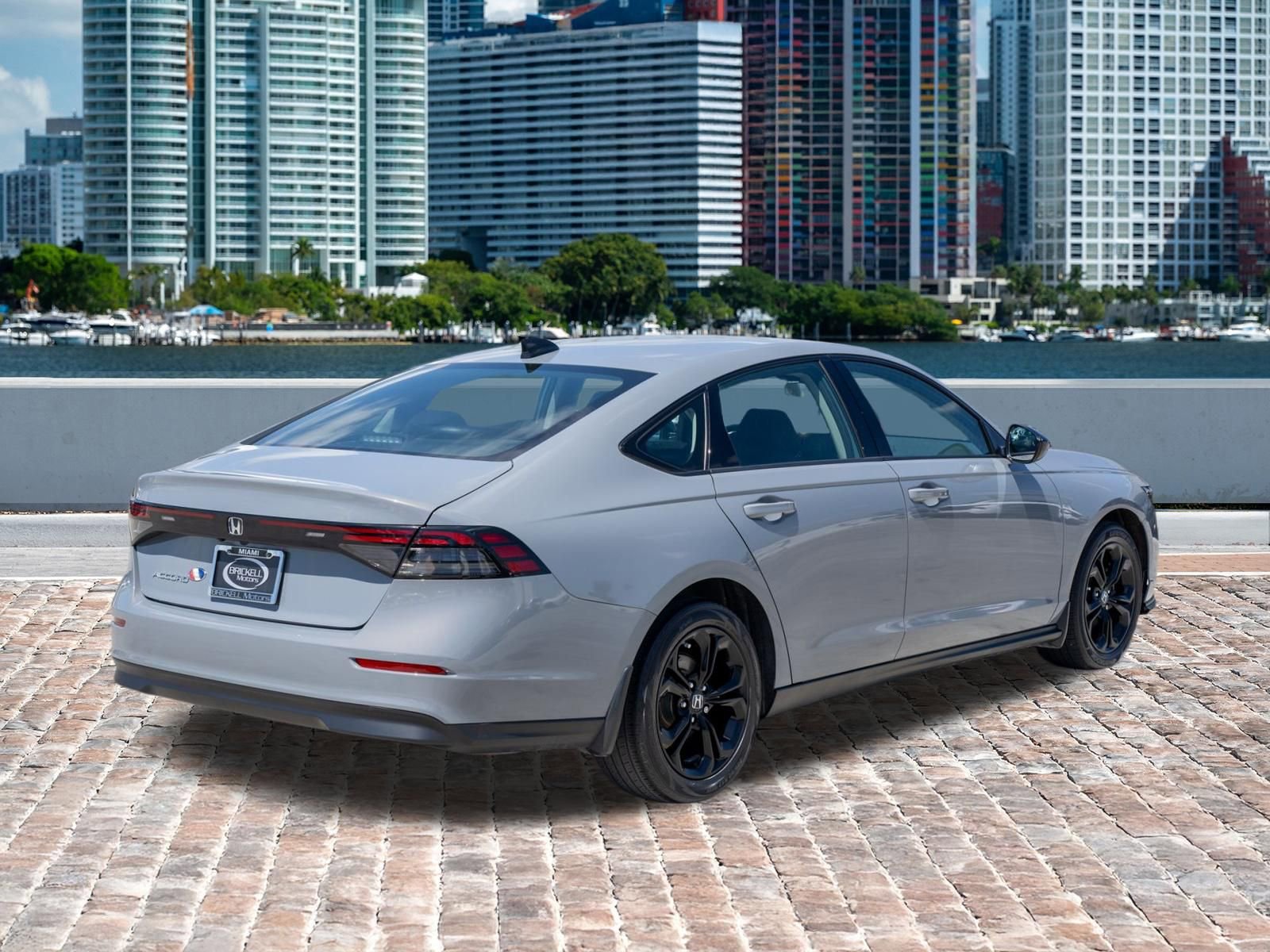 Certified 2025 Honda Accord SE image 6