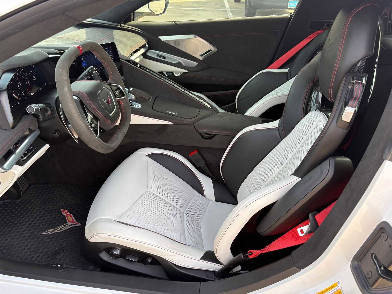 Used 2023 Chevrolet Corvette Stingray Premium Cpe w/ Z51 Performance Package RWD image 13