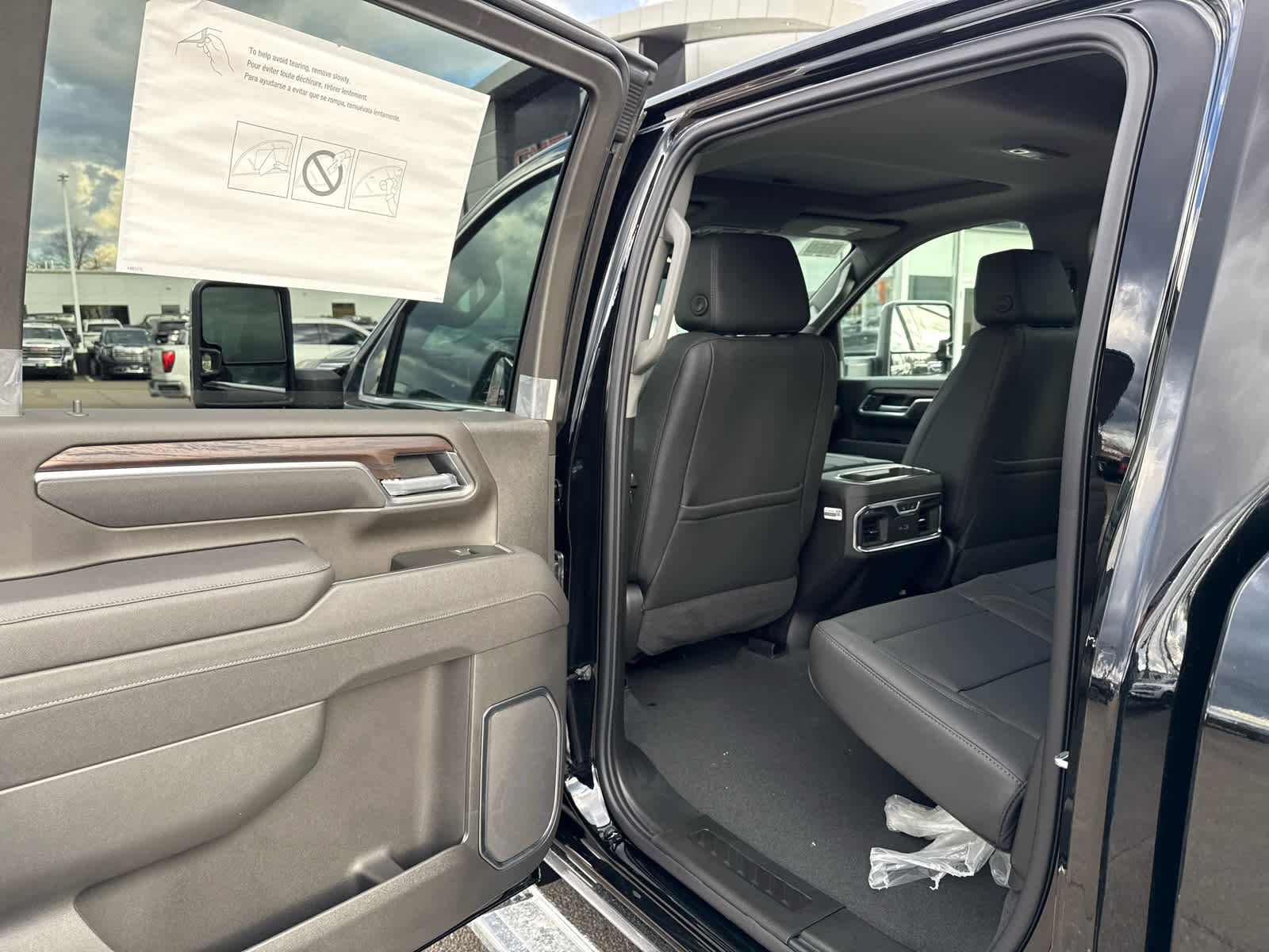 New 2026 GMC Sierra 2500 SLT w/ SLT Premium Package image 12