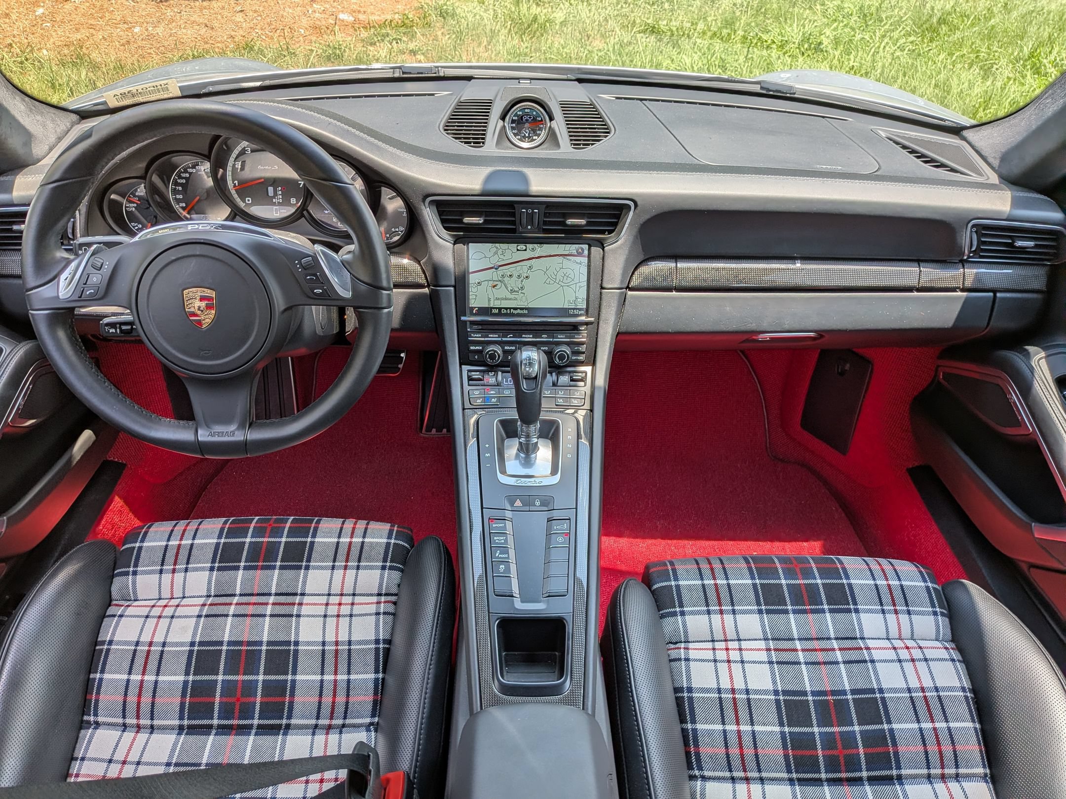 Certified 2014 Porsche 911 Turbo S AWD/4WD image 19