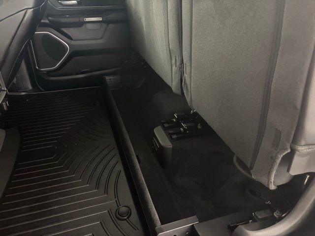 Used 2025 RAM 1500 Laramie w/ Laramie Southwest Edition image 16