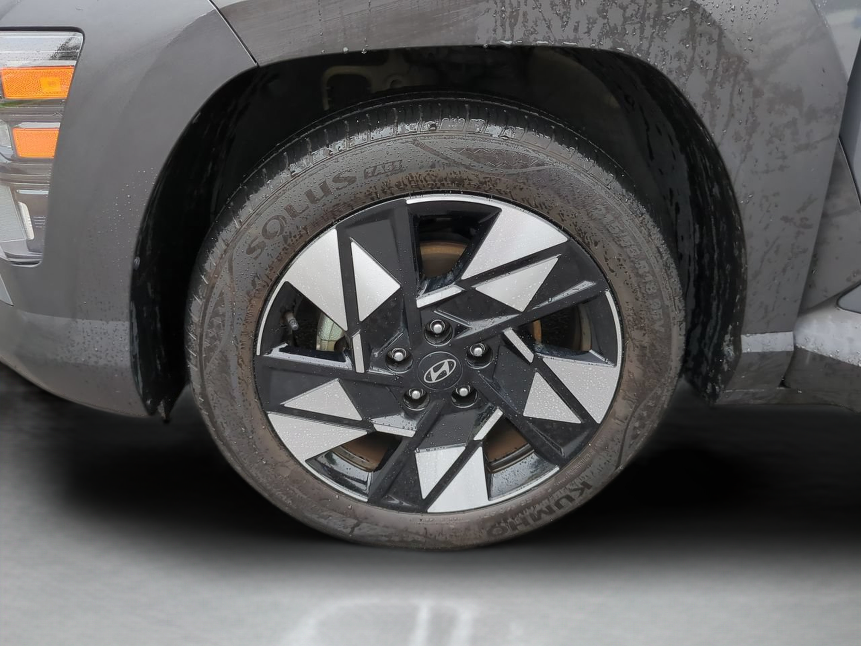 Used 2025 Hyundai Kona SEL FWD image 31