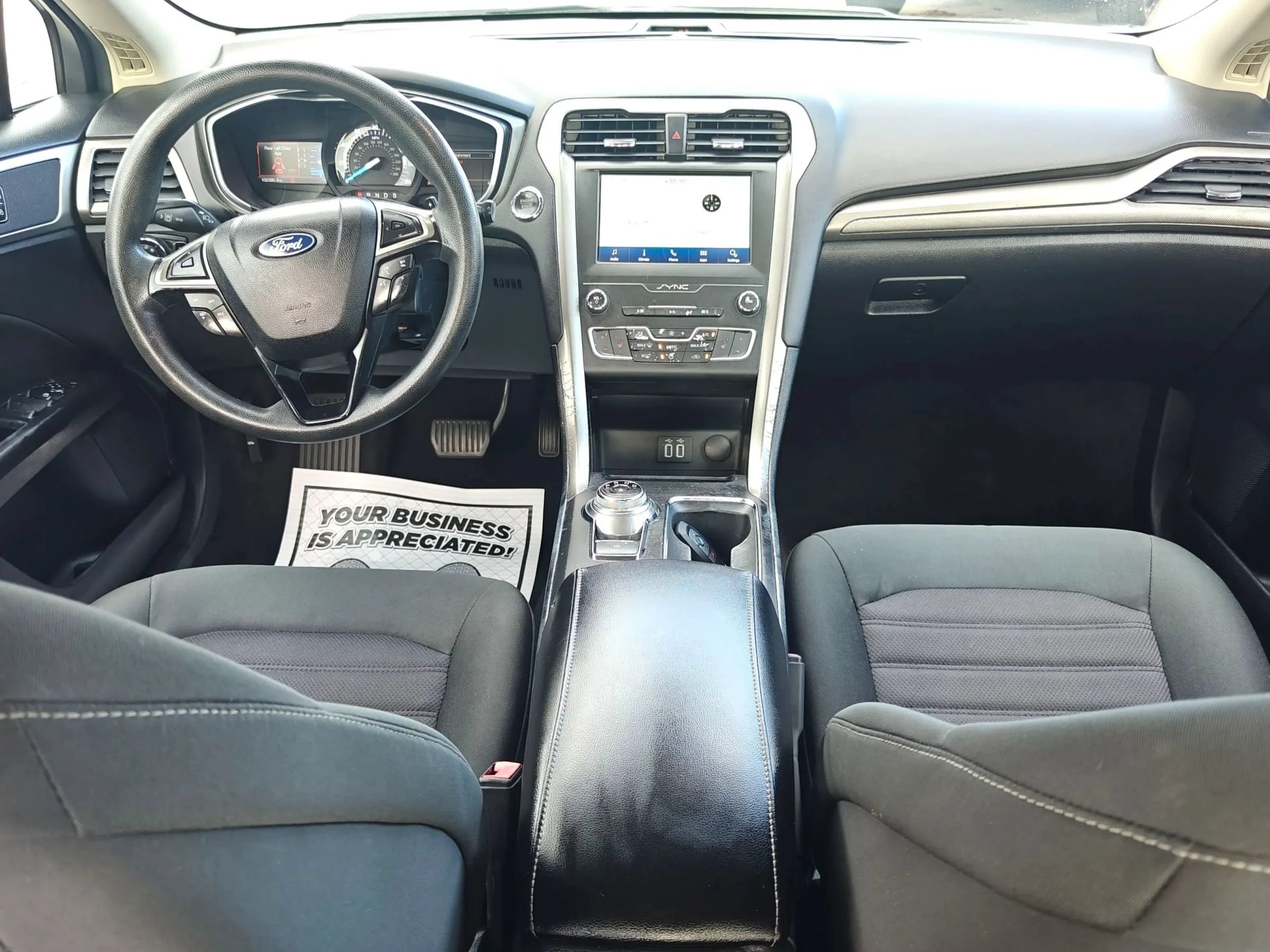 Used 2020 Ford Fusion SE AWD/4WD image 20