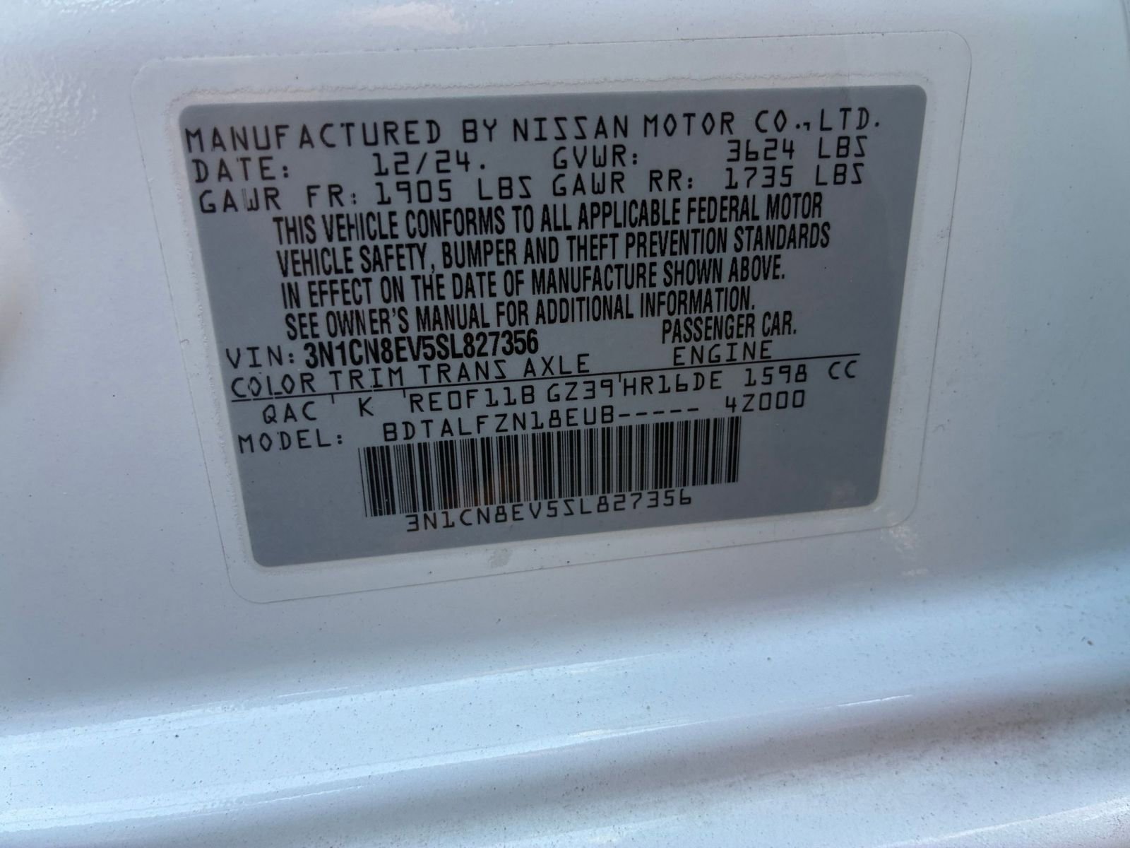 Used 2025 Nissan Versa SV w/ Trunk Package FWD image 27