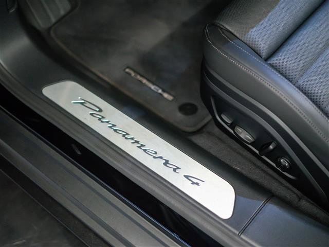 Certified 2026 Porsche Panamera 4 AWD/4WD image 21