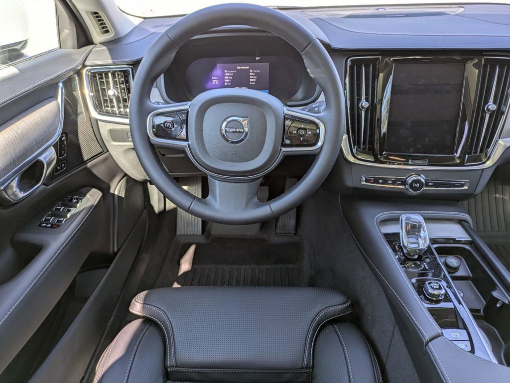 New 2024 Volvo S90 B6 Ultimate w/ Protection Package Premier image 14