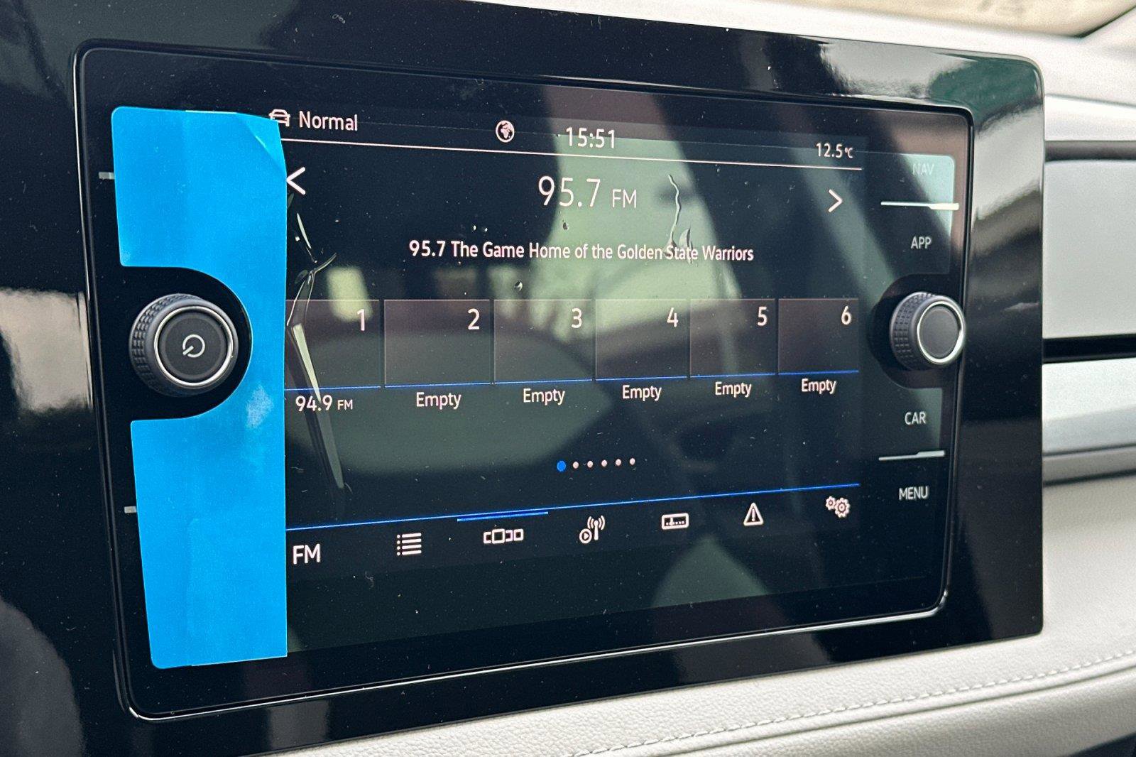 New 2026 Volkswagen Taos SEL image 17