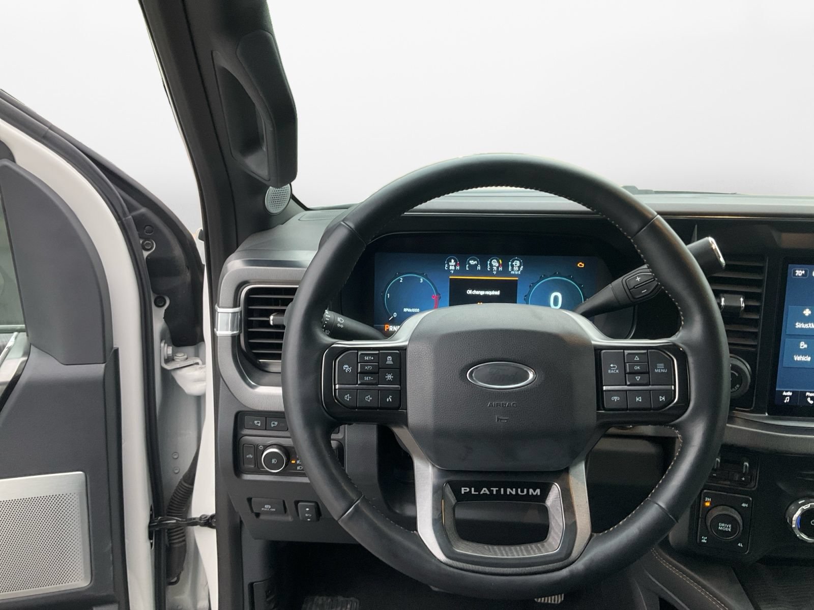 Used 2023 Ford F350 Platinum w/ FX4 Off-Road Package AWD/4WD image 12