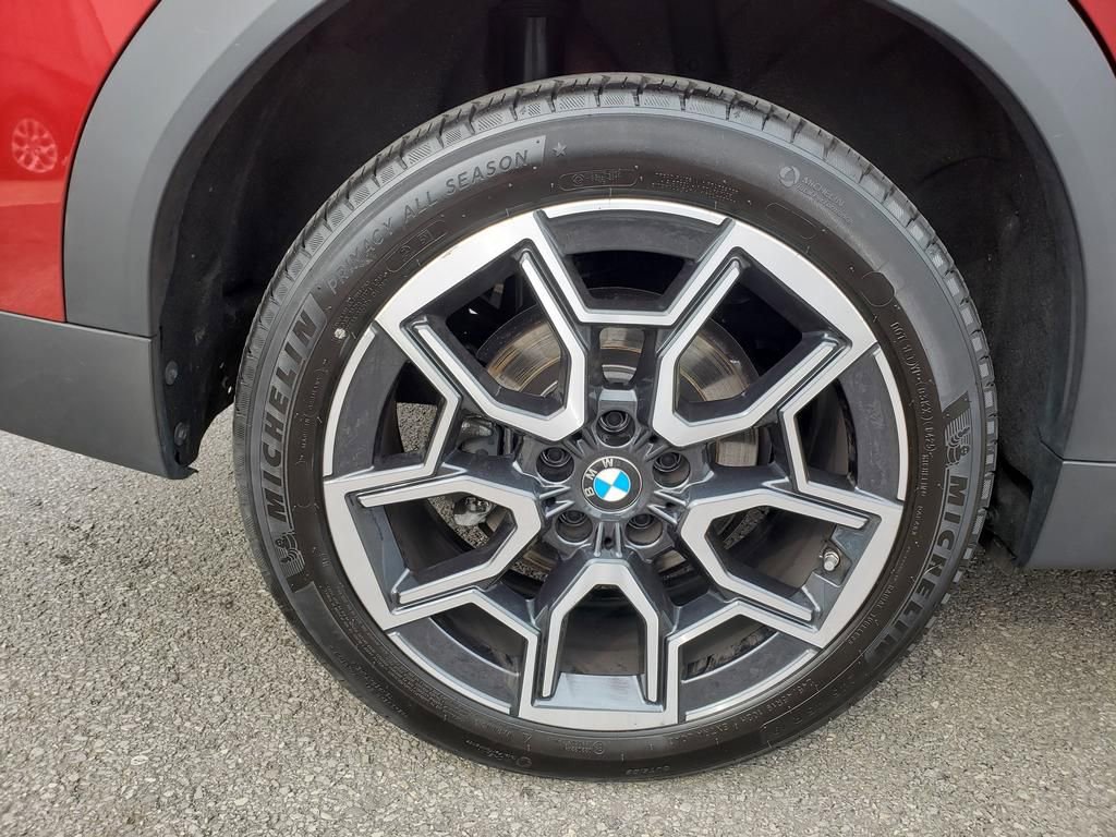 Certified 2025 BMW X2 xDrive28i AWD/4WD image 33