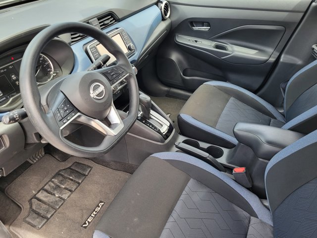 Certified 2025 Nissan Versa SV w/ Trunk Package image 8