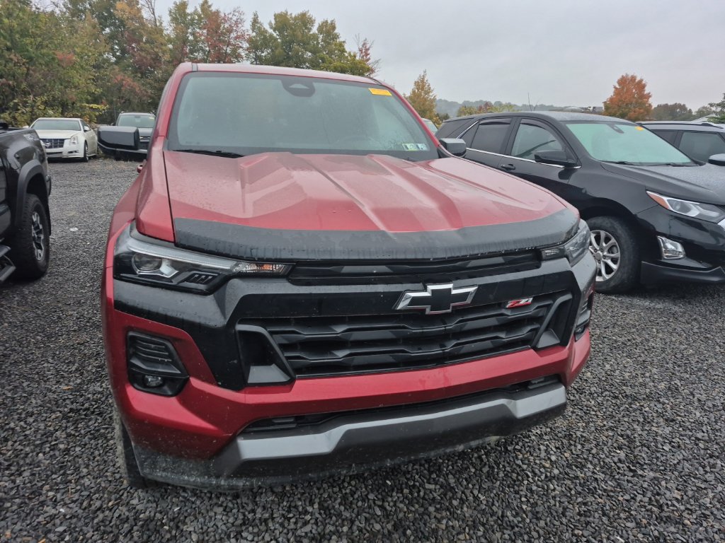 Used 2023 Chevrolet Colorado Z71 w/ Z71 Convenience Package 2 AWD/4WD image 2