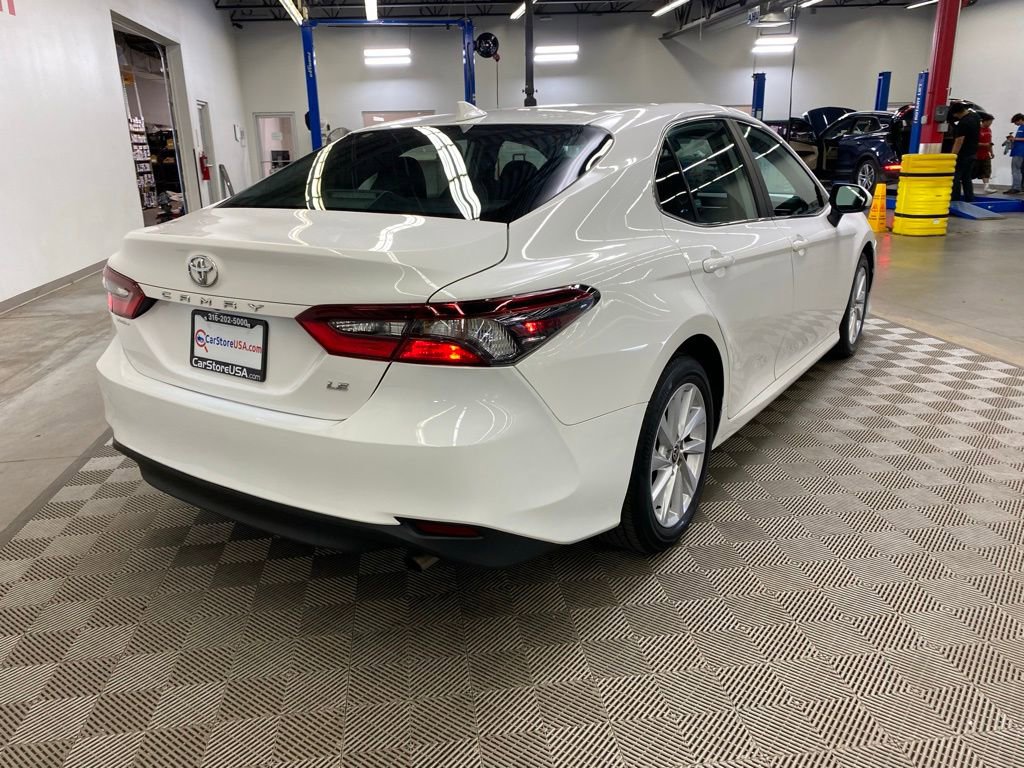 Used 2024 Toyota Camry LE image 13