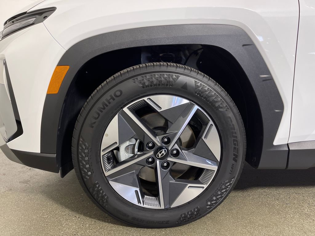 Certified 2025 Hyundai Tucson SEL FWD image 11