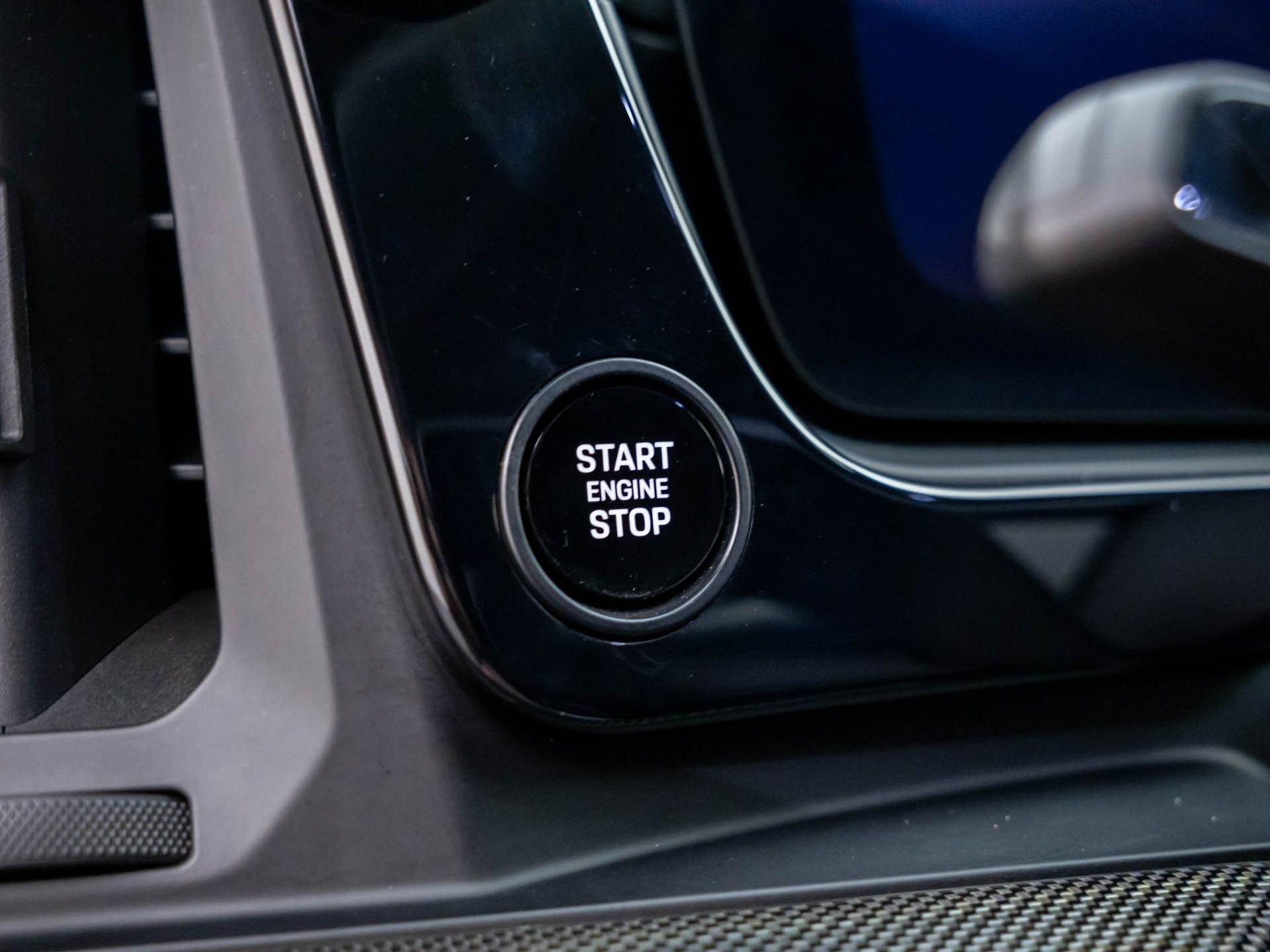 Used 2024 Porsche Cayenne Turbo GT image 17