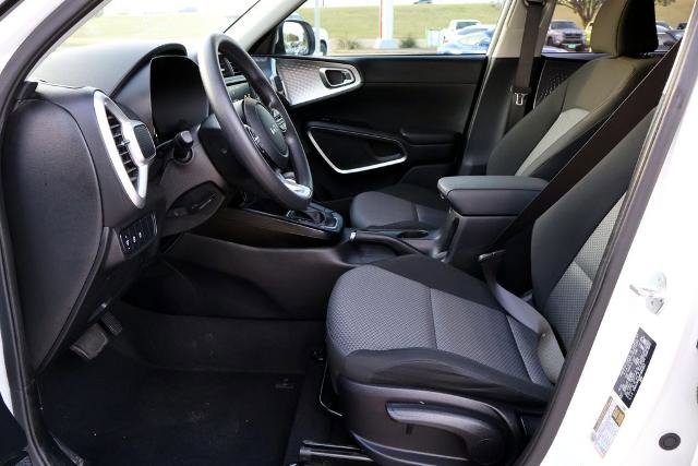 Used 2023 Kia Soul LX w/ Option Group 015 image 16