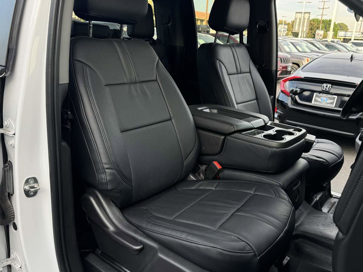 Used 2019 Chevrolet Silverado 1500 LT w/ Convenience Package image 17