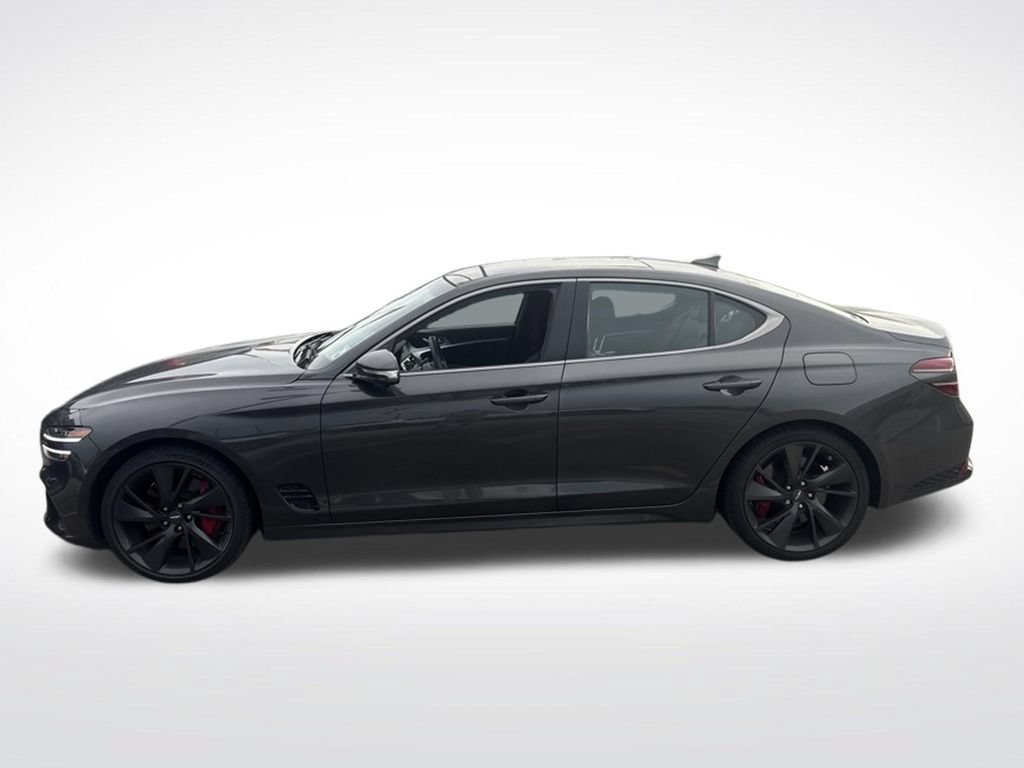 Used 2023 Genesis G70 3.3T w/ Sport Prestige Package RWD image 7