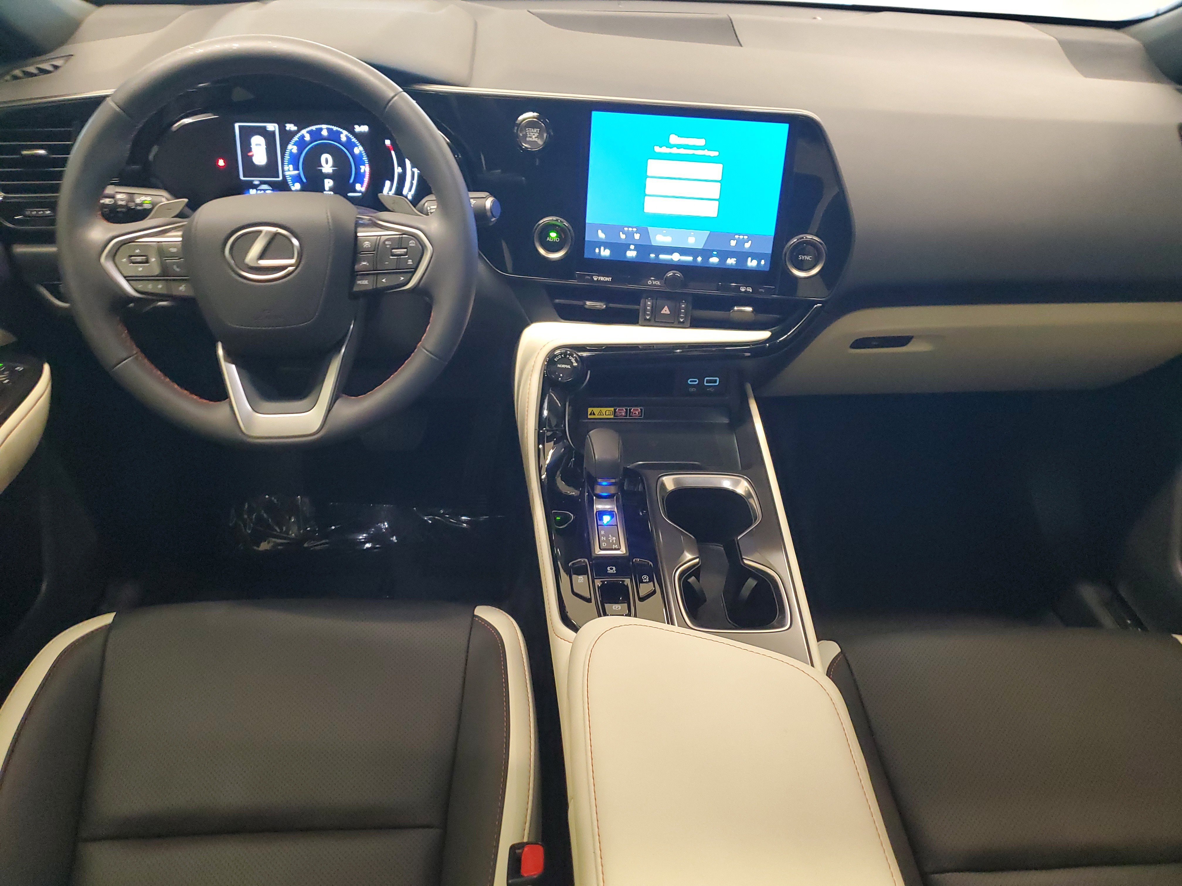 Certified 2024 Lexus NX 250 FWD image 11
