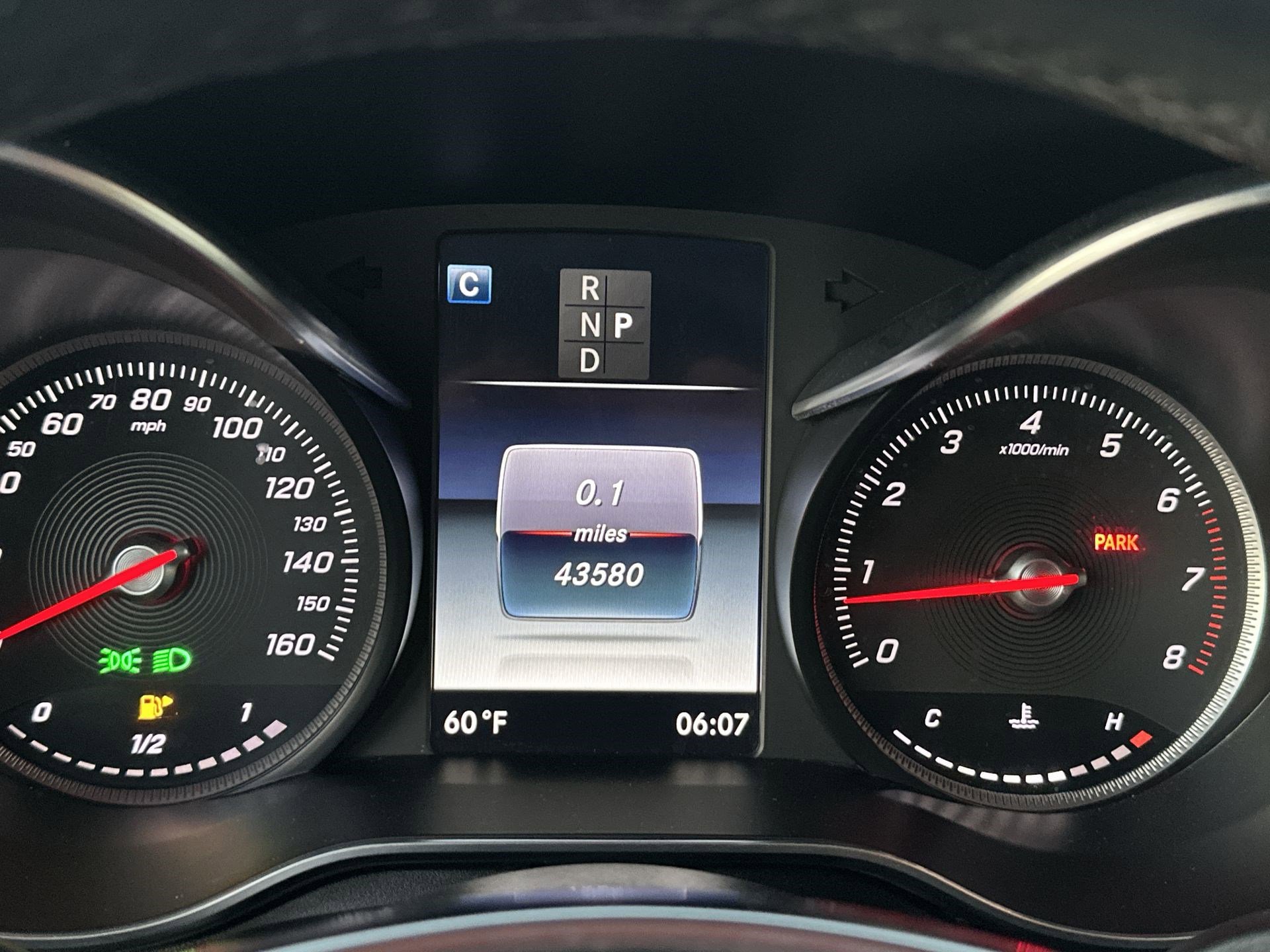 Used 2019 Mercedes-Benz GLC 300 4MATIC Coupe image 10