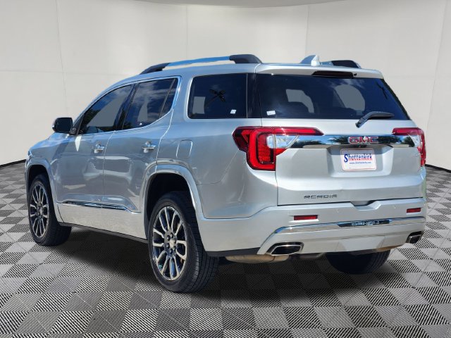 Used 2020 GMC Acadia Denali w/ Technology Package FWD image 8