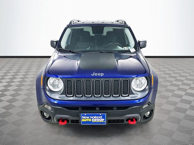 Used 2016 Jeep Renegade Trailhawk image 2