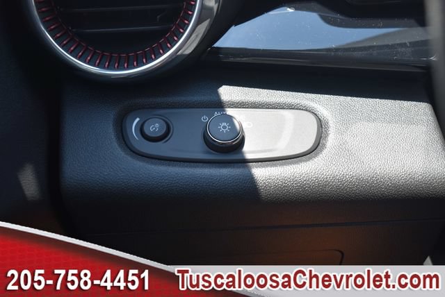 New 2026 Chevrolet Trax RS w/ Sunroof Package FWD image 31