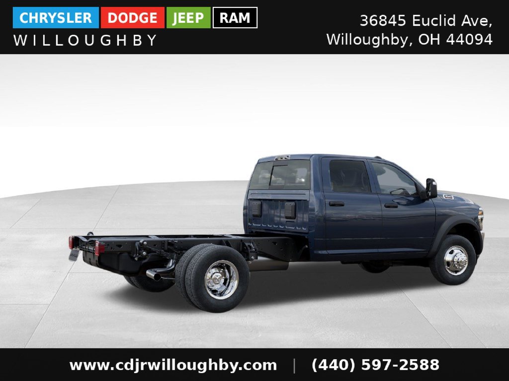 New 2026 RAM 3500 Tradesman AWD/4WD image 4