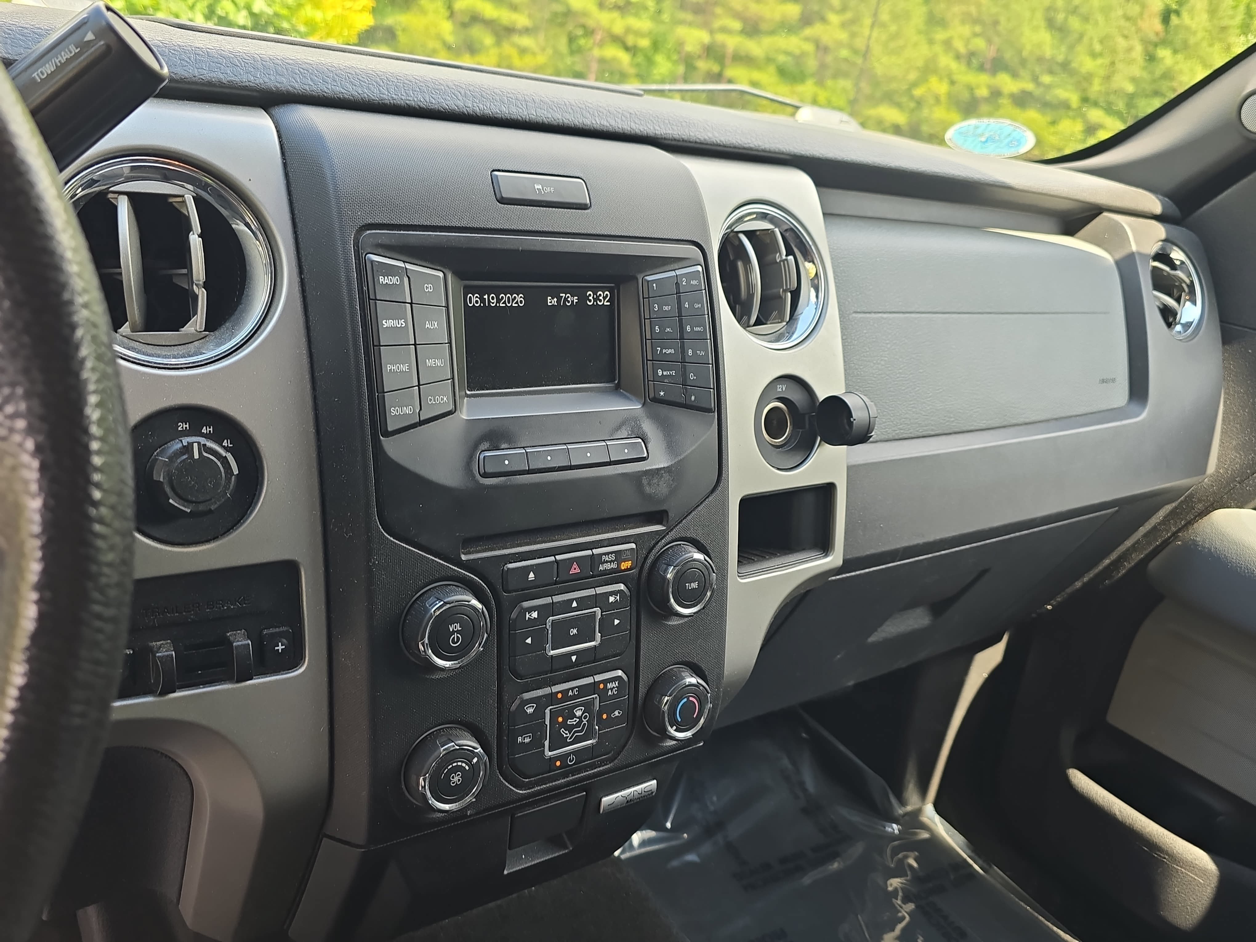 Used 2013 Ford F150 XLT w/ Luxury Equipment Group AWD/4WD image 19